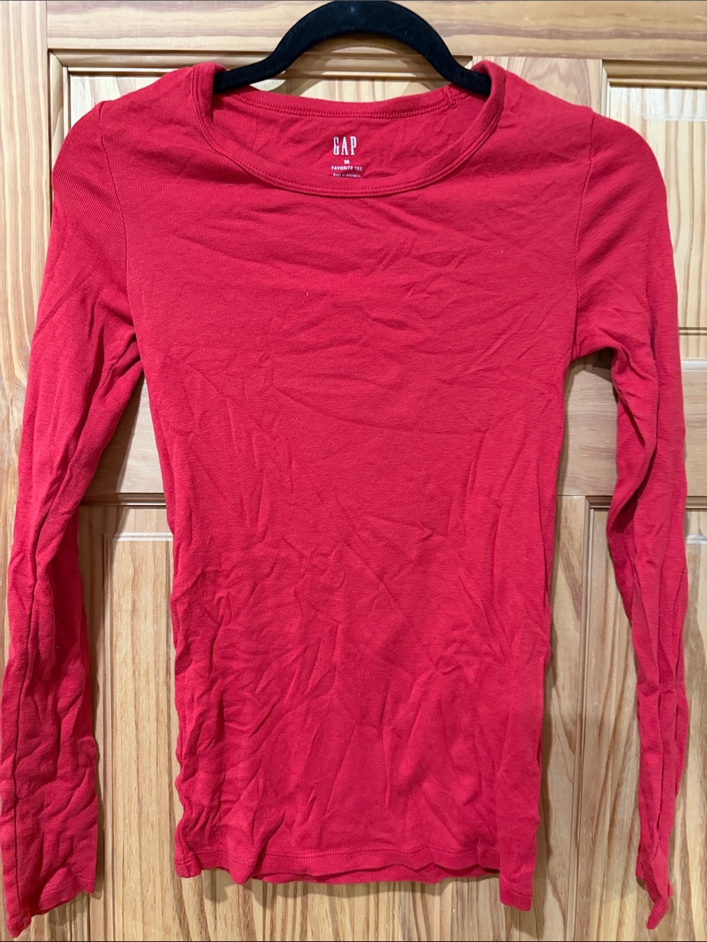 GAP Slim Fit Long Sleeve Crewneck Top — Red